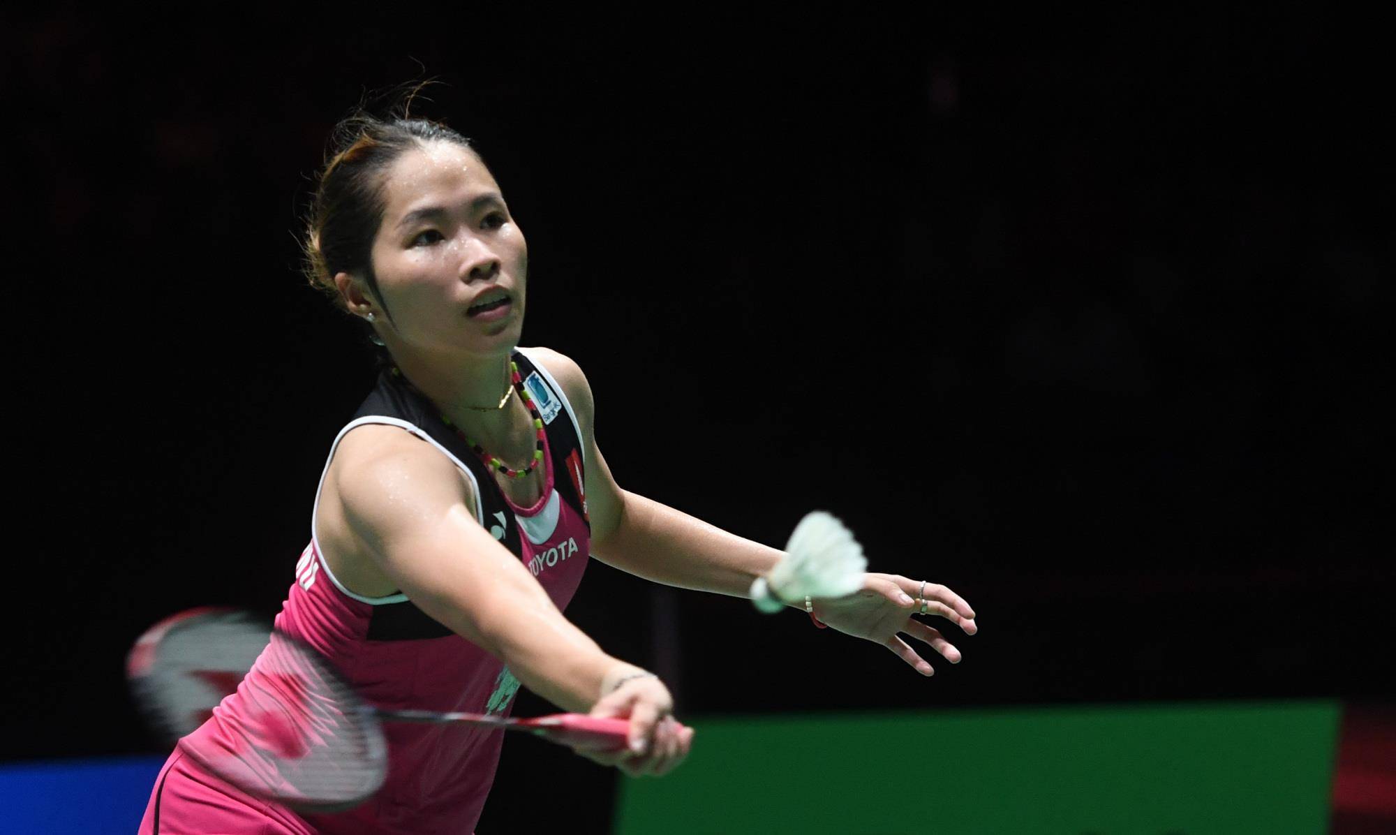 舞台上迈出 舞台上迈出