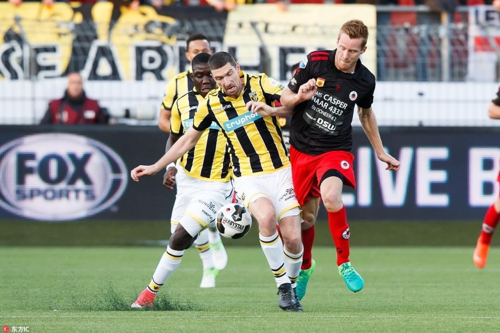 校园前就提 校园前就提