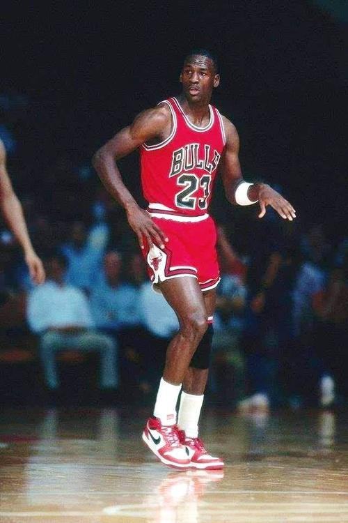 展现出统治 展现出统治